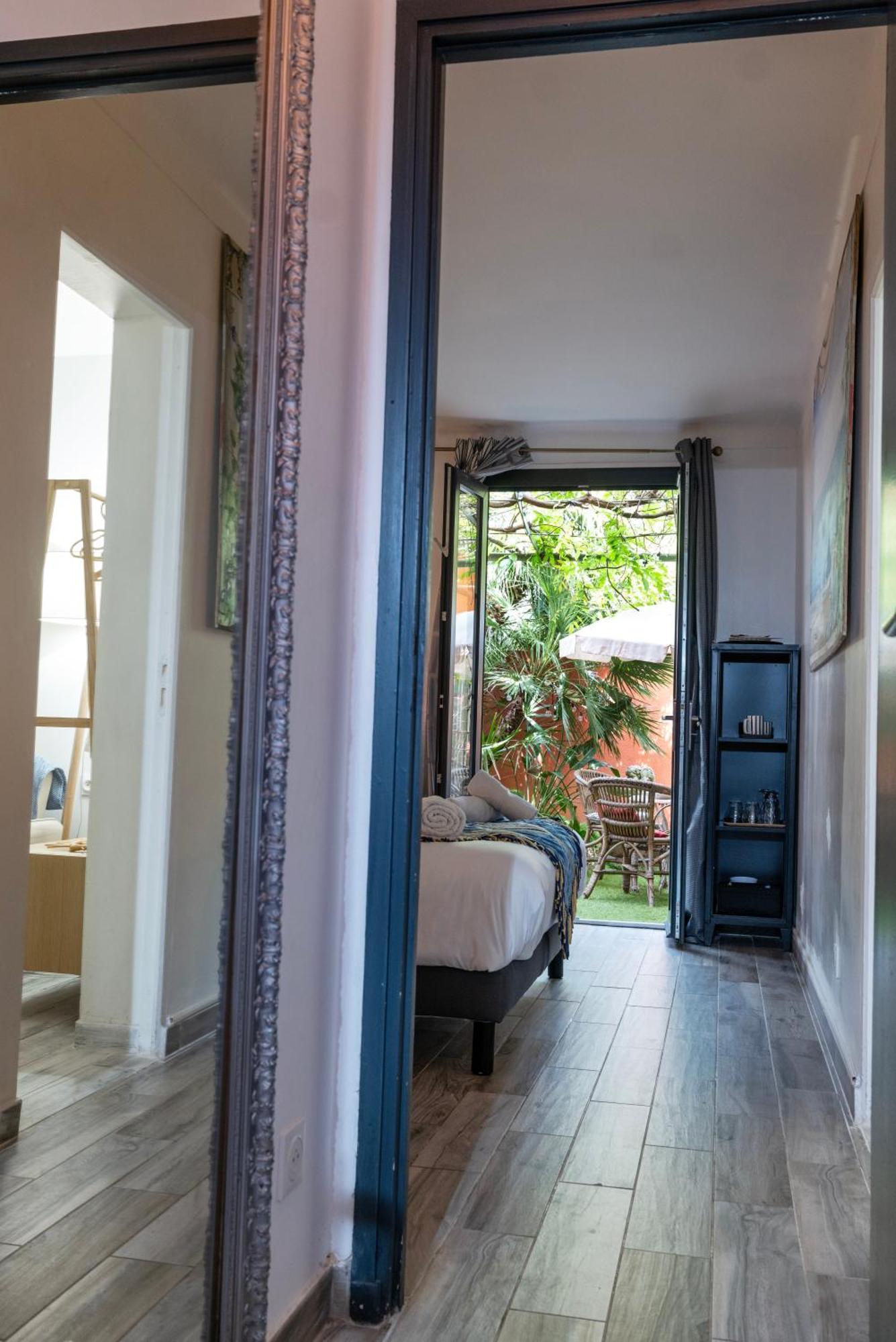 Lou Pitchoun Luxe Et Serenite Au Coeur De Saint-Tropez Suite Familiale Avec Chambre Separee Avec Jardin Enchanteur Pour 4 Adultes Et 1 Enfant Exterior foto
